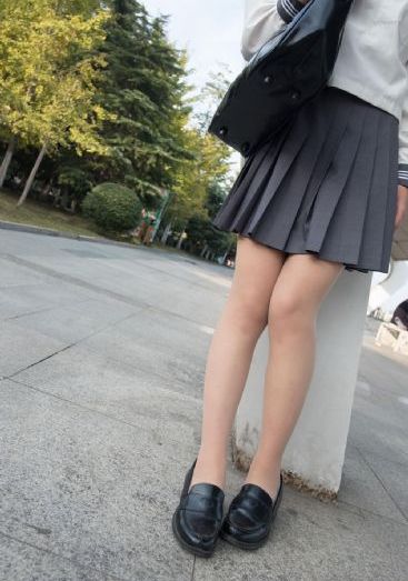年轻的小姑子