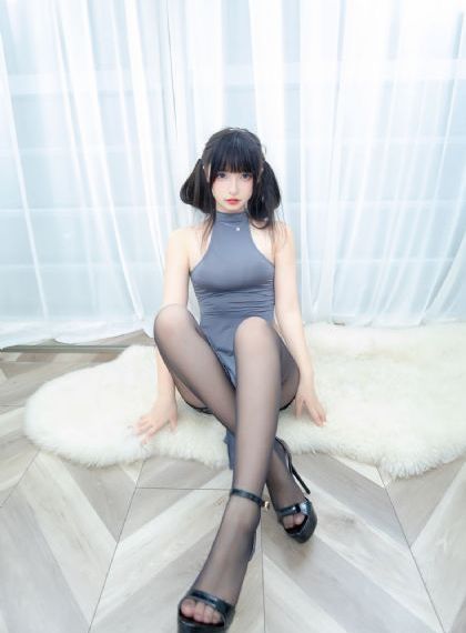 裙子里面有怪兽